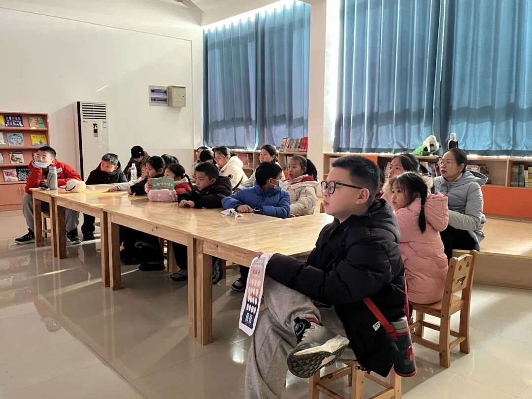 黄州区图书馆馆务动态：公益课堂——科普研习社（第二讲）