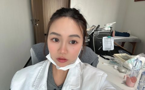 忙碌的我们，忙碌生活中的黄晓静