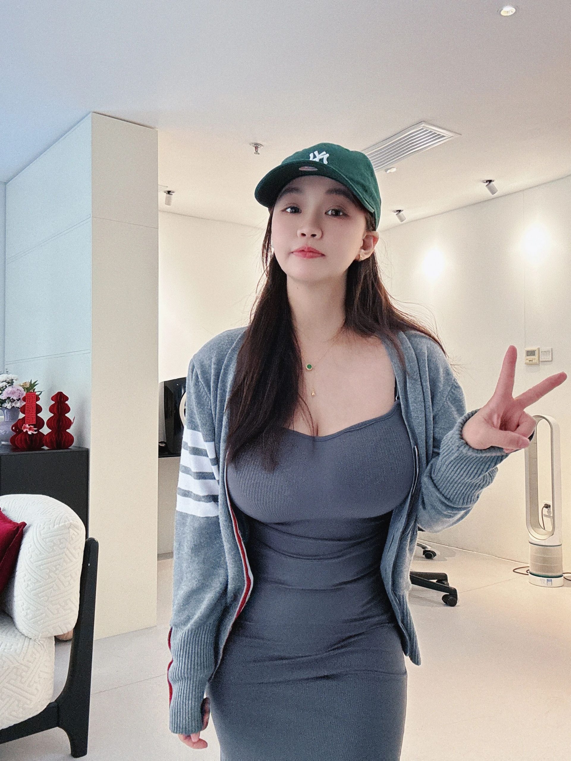 我叫黄晓静：大胸显瘦密码