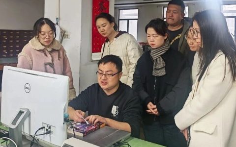 树立正确政绩观 练强业务基本功：十堰市图书馆组织开展岗位技能培训