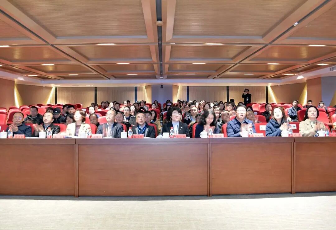 “数智赋能·慧享书香”2026年京津冀智慧图书馆建设暨阅读服务推广交流会在雄安成功举办