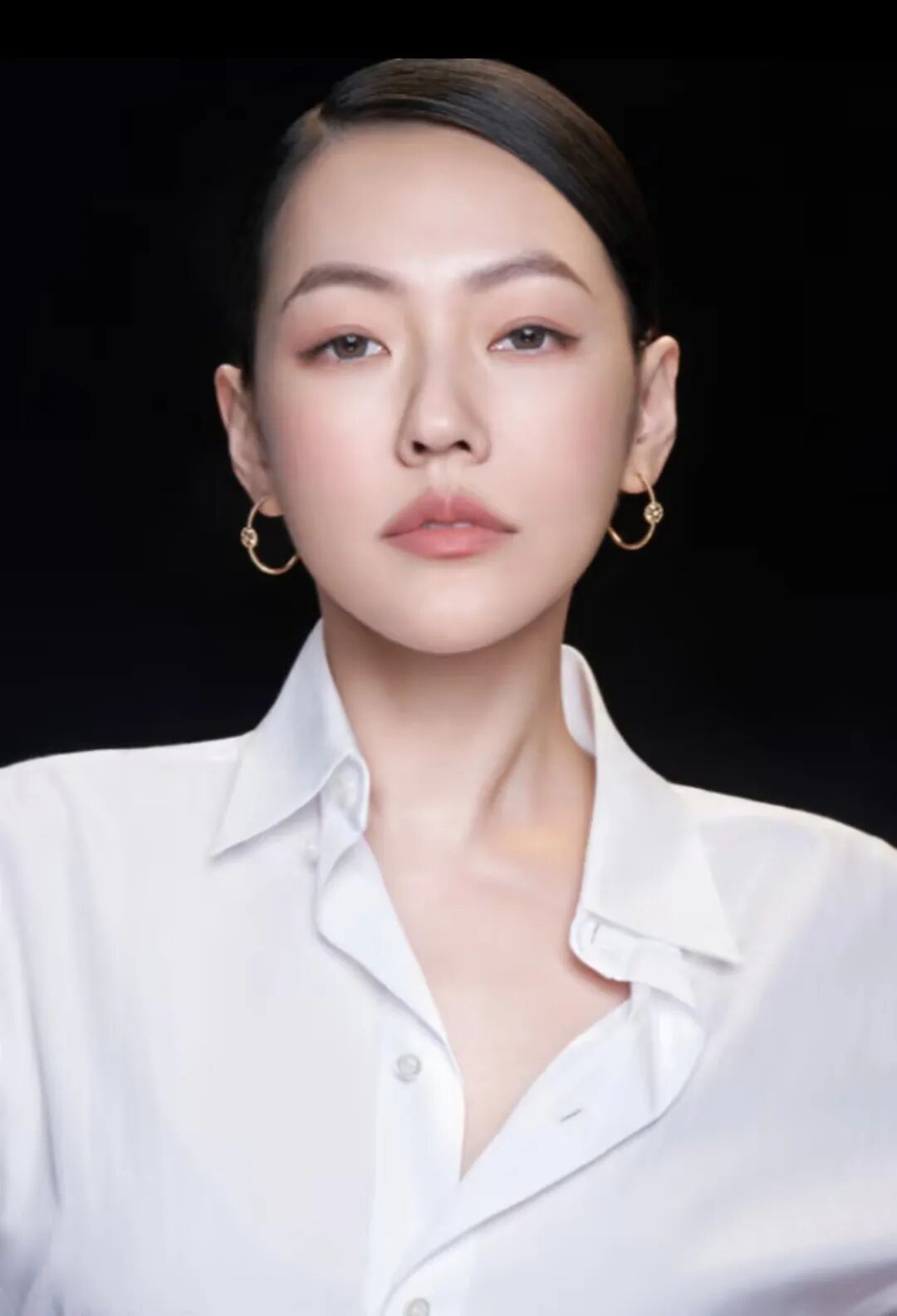 侯雯元否认与姚晨新恋情？瞿颖，王晶曝光陈百强死因，小S，许荔莎再曝许凯情感纠纷，邓凯。