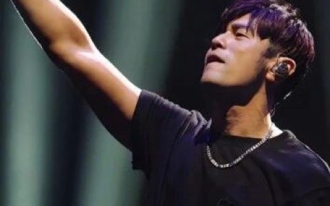 周杰伦新专辑又来圈钱？陈飞宇粘着迪丽热巴吸血？邓凯遭遇多位小生截胡？陈鹤一和饶嘉迪被拍恋情？