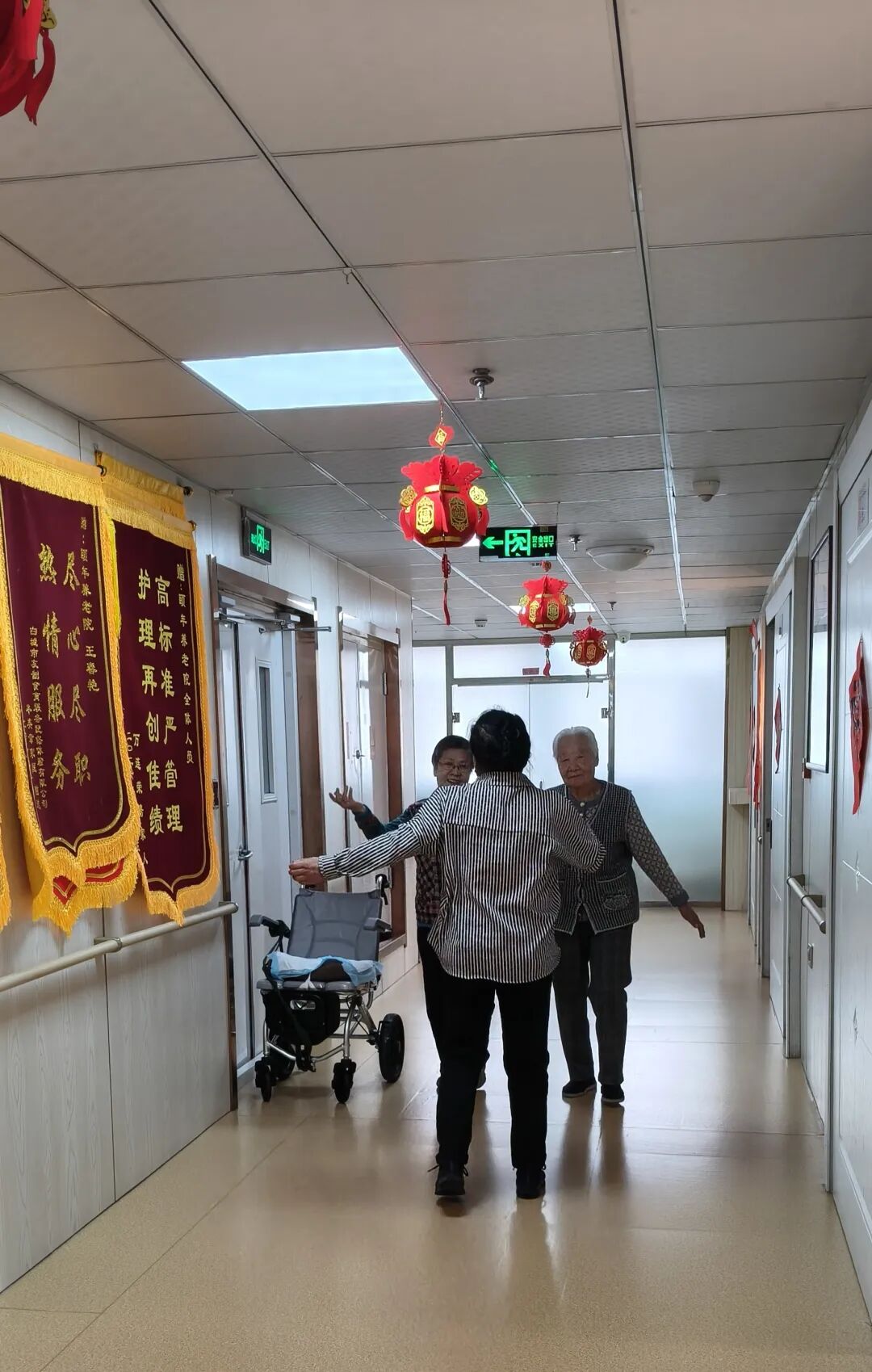 老父在颐年:你身材咋这么好?