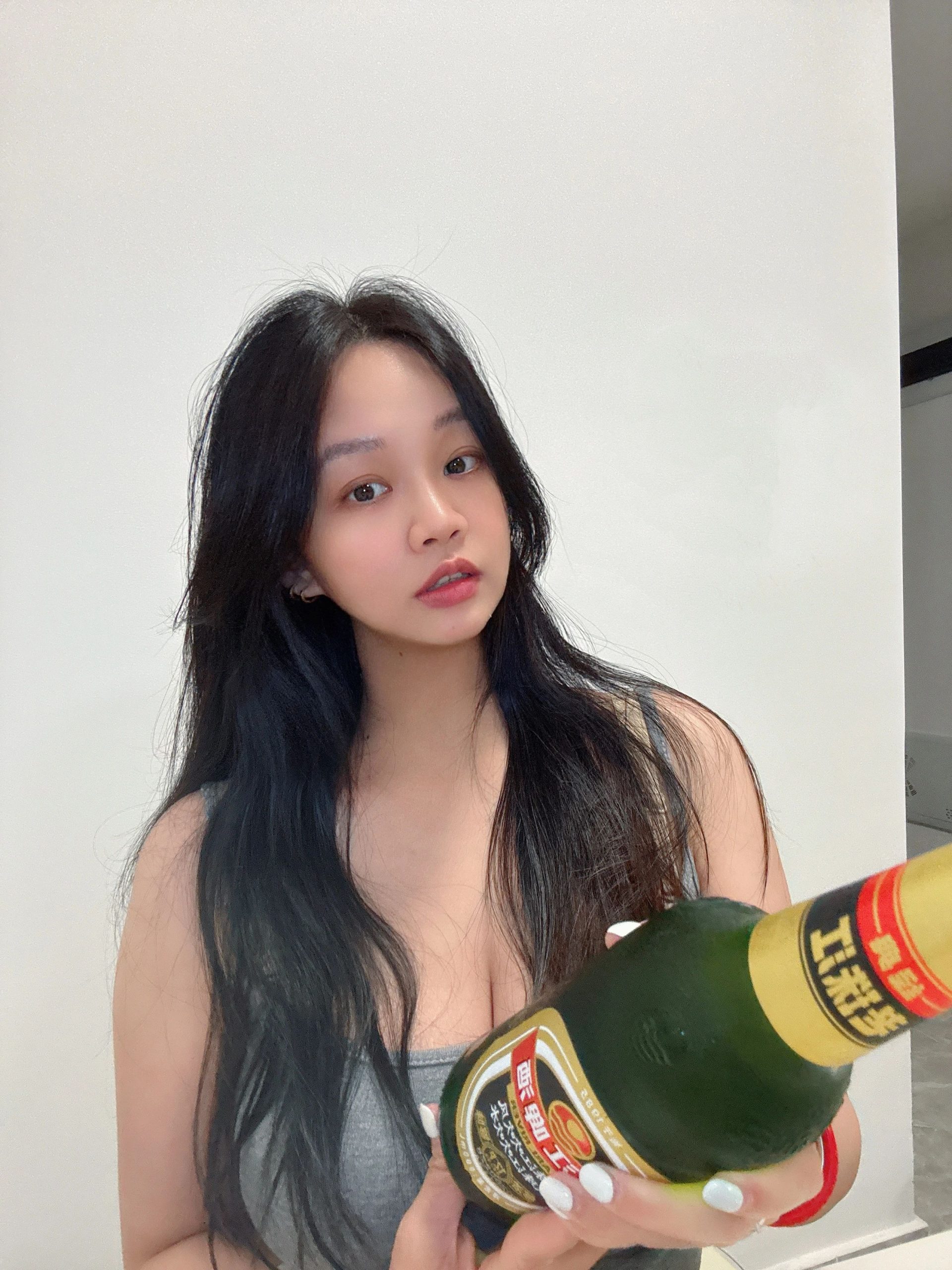 肉肉看不见jio：聚会