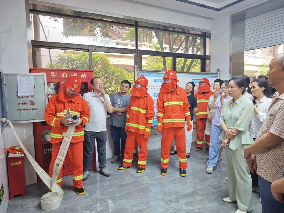 识消防器材 学应急技能：十堰市图书馆开展消防安全培训演练活动