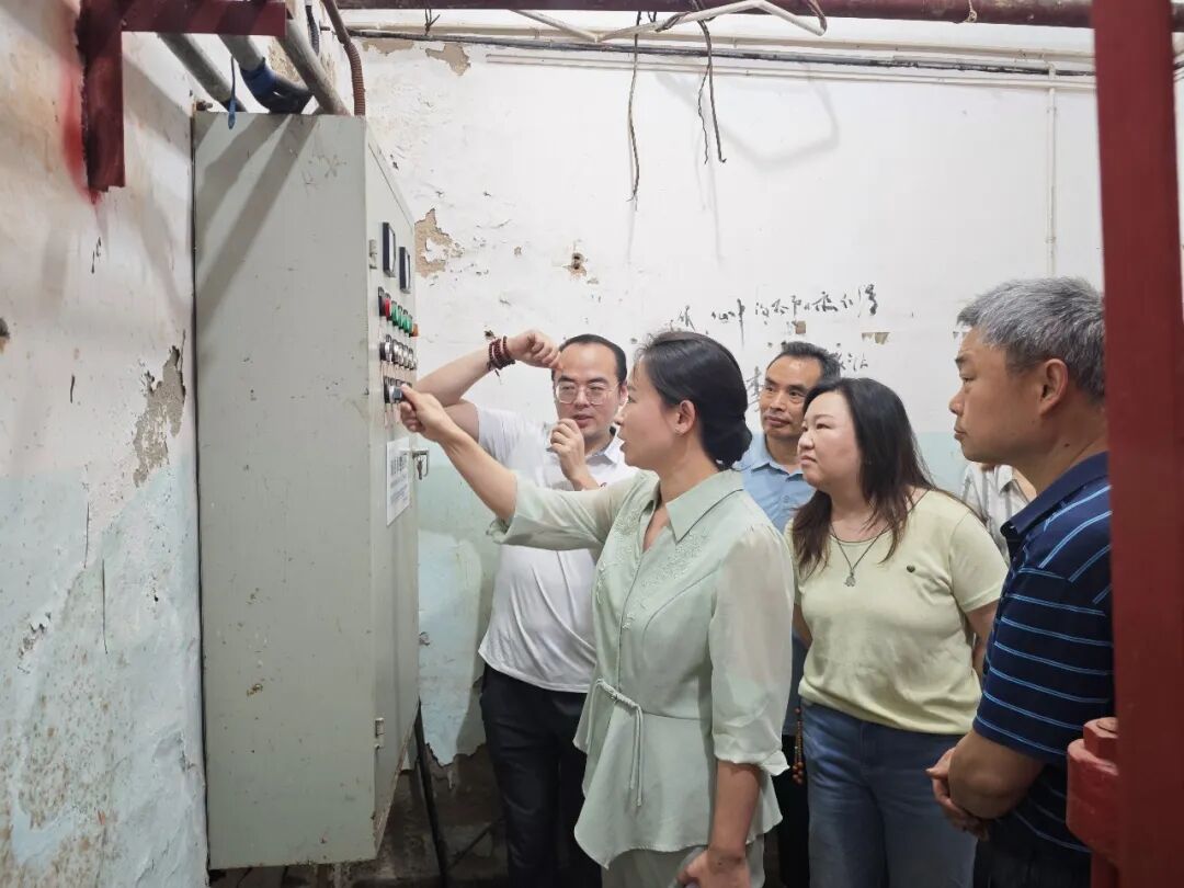 识消防器材 学应急技能：十堰市图书馆开展消防安全培训演练活动